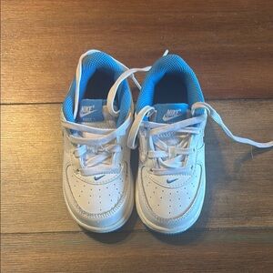 Nike Force one White and Blue Low-Top Sneakers